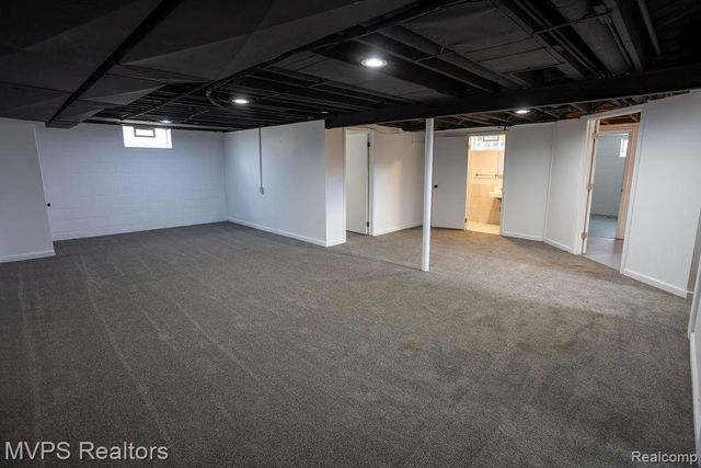 16133 Bell Avenue, Eastpointe, MI 48021