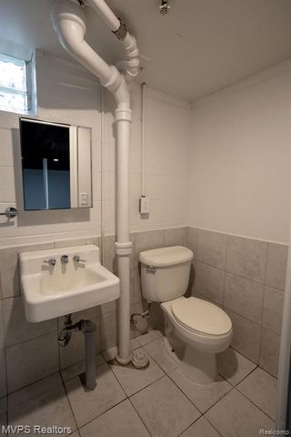 16133 Bell Avenue, Eastpointe, MI 48021