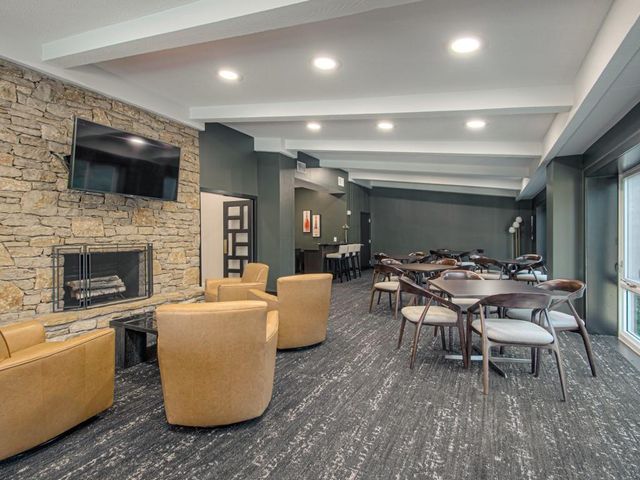 4545 Wornall Road 208, Kansas City, MO 64111