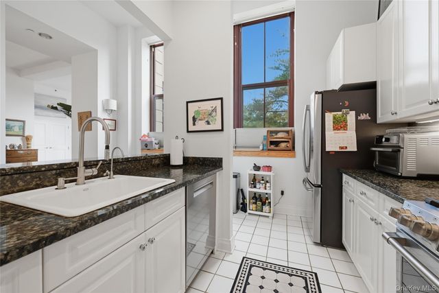 1 Scarsdale Road 204, Tuckahoe, NY 10707
