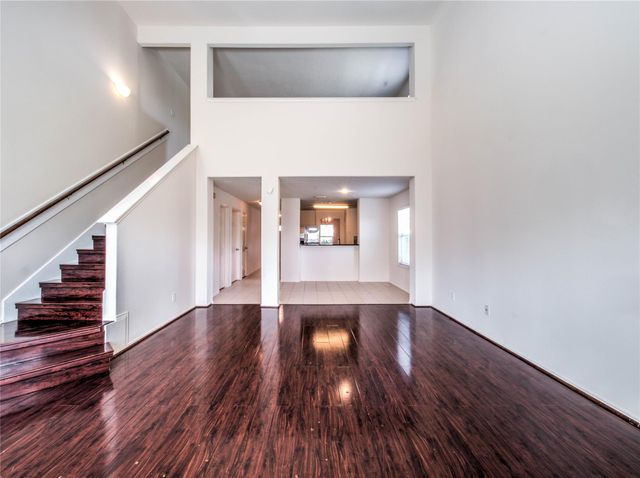 7831 Crescent Village Lane, Richmond, TX 77407