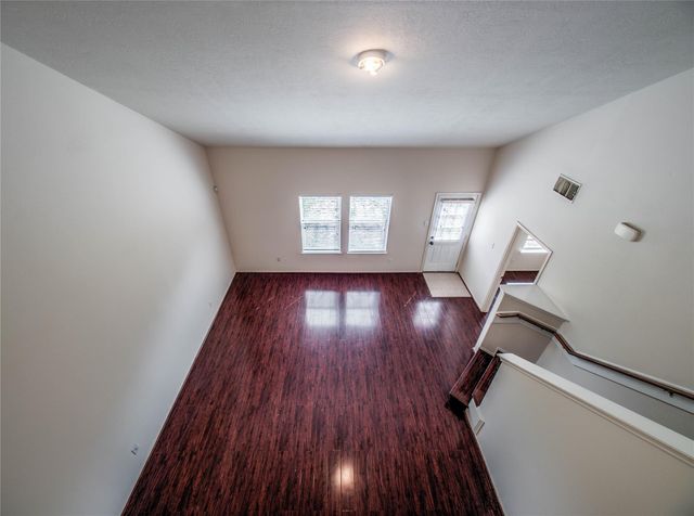 7831 Crescent Village Lane, Richmond, TX 77407