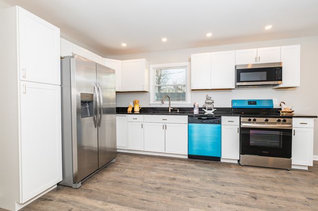 385 Limbo Dr, Hillsboro, TN 37342