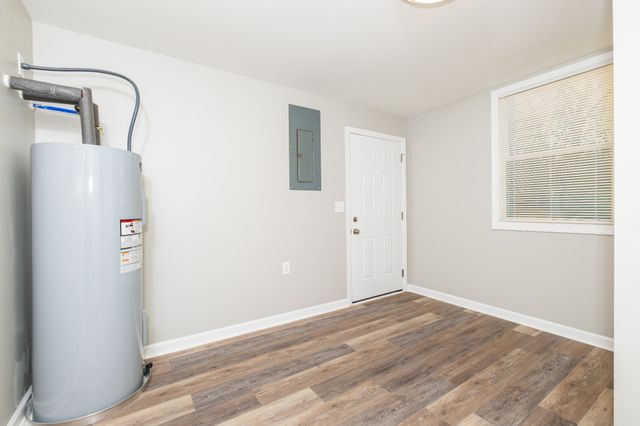 385 Limbo Dr, Hillsboro, TN 37342