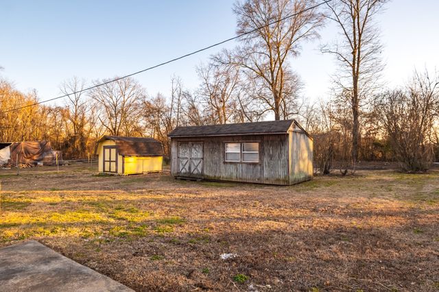 385 Limbo Dr, Hillsboro, TN 37342