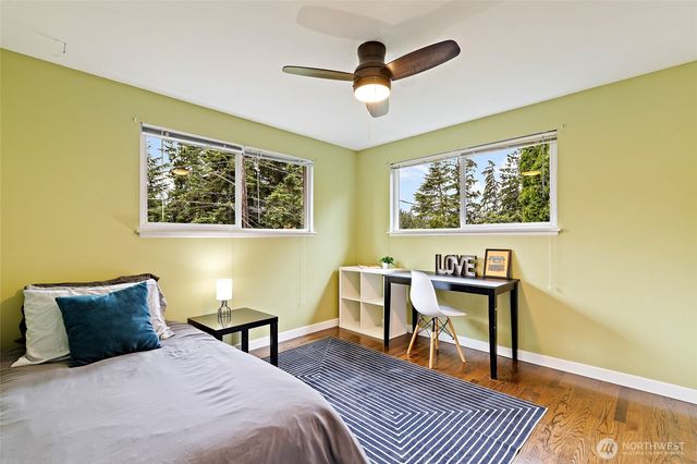 8707 Maple Lane, Edmonds, WA 98026
