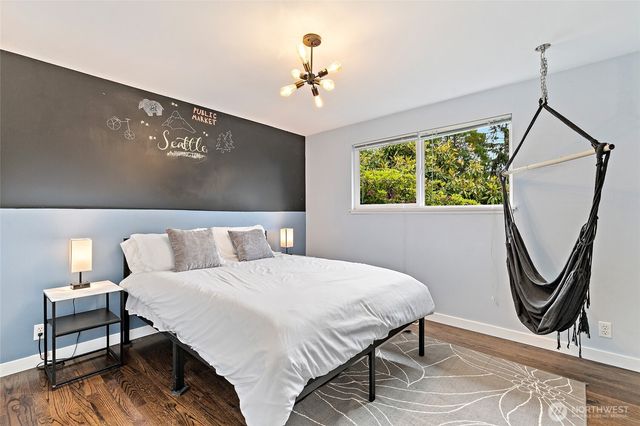 8707 Maple Lane, Edmonds, WA 98026