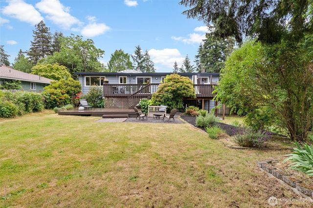 8707 Maple Lane, Edmonds, WA 98026
