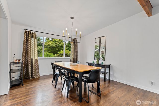 8707 Maple Lane, Edmonds, WA 98026