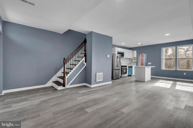 4216 REISTERSTOWN RD, Baltimore, MD 21215