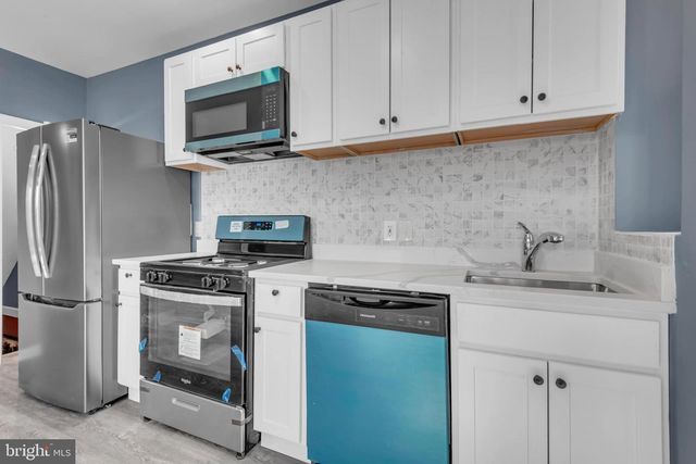 4216 REISTERSTOWN RD, Baltimore, MD 21215