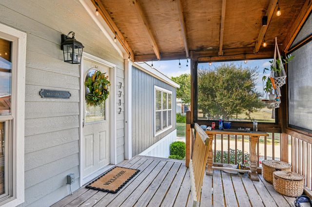 7712 River Run, Granbury, TX 76049