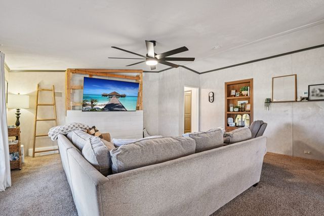 7712 River Run, Granbury, TX 76049