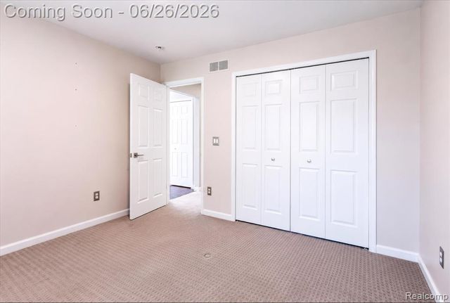 1713 Stirling Avenue, Pontiac, MI 48340