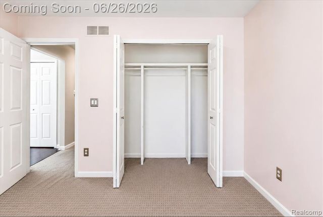 1713 Stirling Avenue, Pontiac, MI 48340