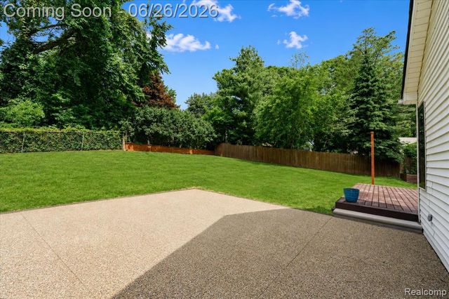 1713 Stirling Avenue, Pontiac, MI 48340