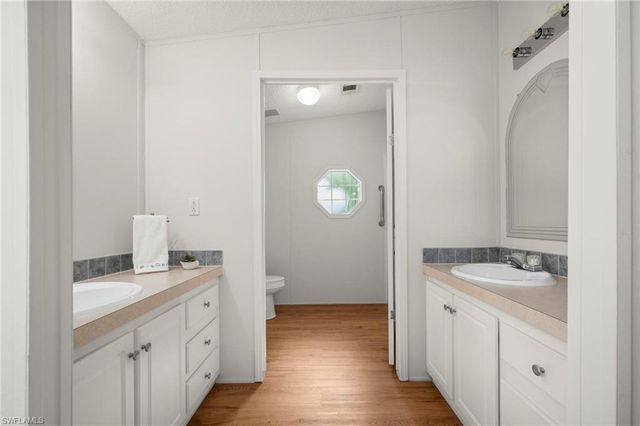 1000 Kings HWY # 128, Port Charlotte, FL 33980