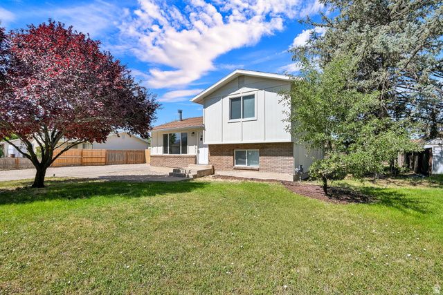 958 N 2075 W, Farr West, UT 84404