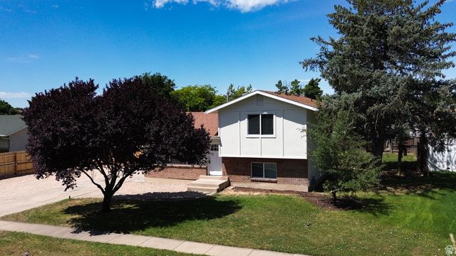 958 N 2075 W, Farr West, UT 84404