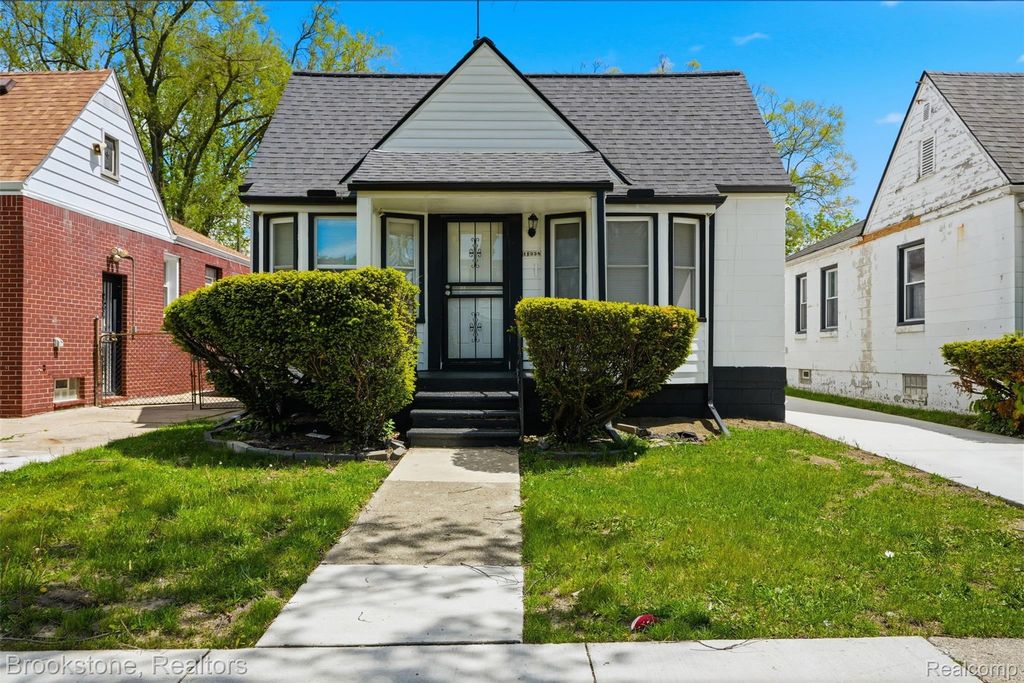 11338 Memorial Street, Detroit, MI 48227