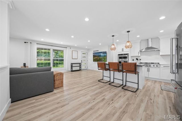 1420 Saint Peters Howell Road, St Peters, MO 63376
