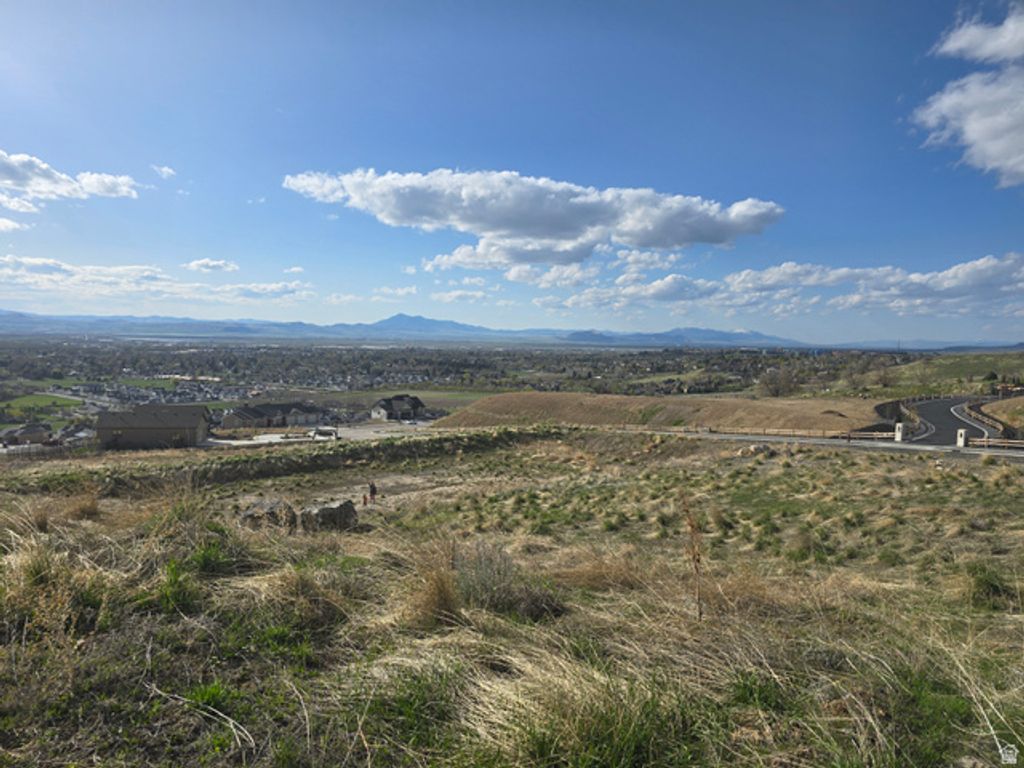 840 E SPRING PKWY, Providence, UT 84332