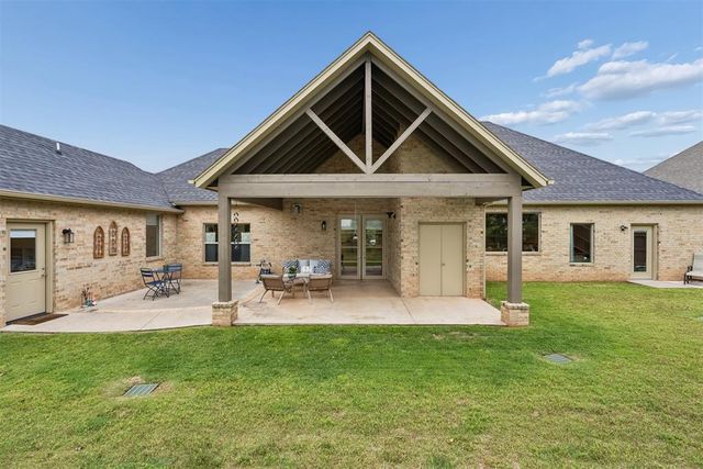 1605 NW 199th Street, Edmond, OK 73012