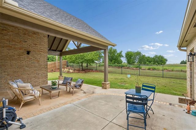 1605 NW 199th Street, Edmond, OK 73012