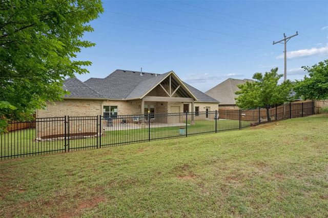 1605 NW 199th Street, Edmond, OK 73012