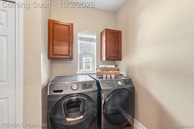 526 Kimball Street, Howell, MI 48855