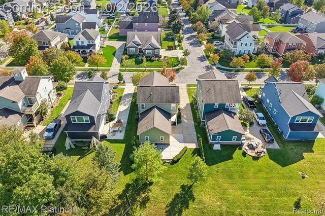 526 Kimball Street, Howell, MI 48855