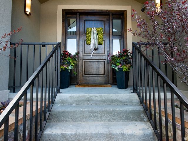 4925 S MOUNTAIN LN, Salt Lake City, UT 84124