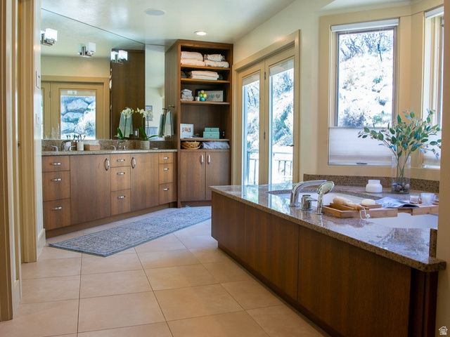 4925 S MOUNTAIN LN, Salt Lake City, UT 84124