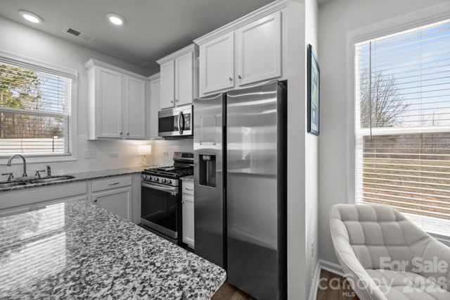 3808 Yorkshire Place, Terrell, NC 28682