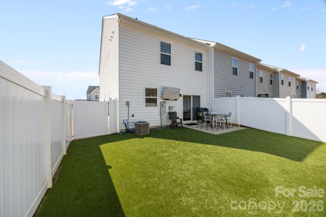 3808 Yorkshire Place, Terrell, NC 28682