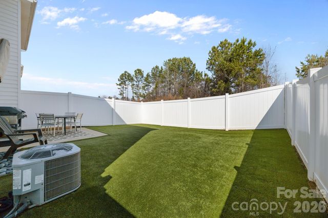 3808 Yorkshire Place, Terrell, NC 28682