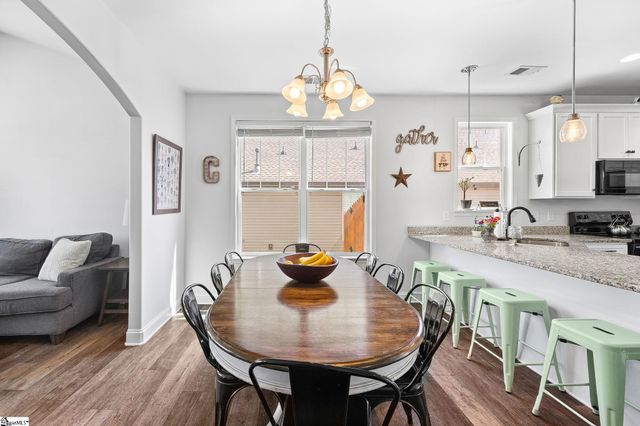 323 Barnhill Court, Greenville, SC 29617