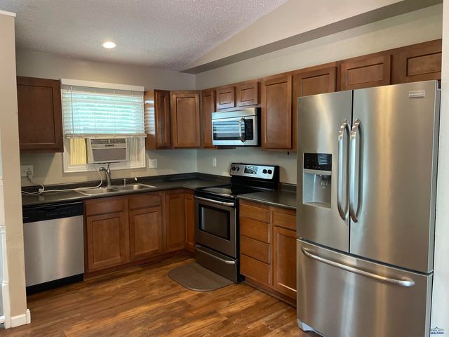 629 CHARGER CT, Rapid City, SD 57701