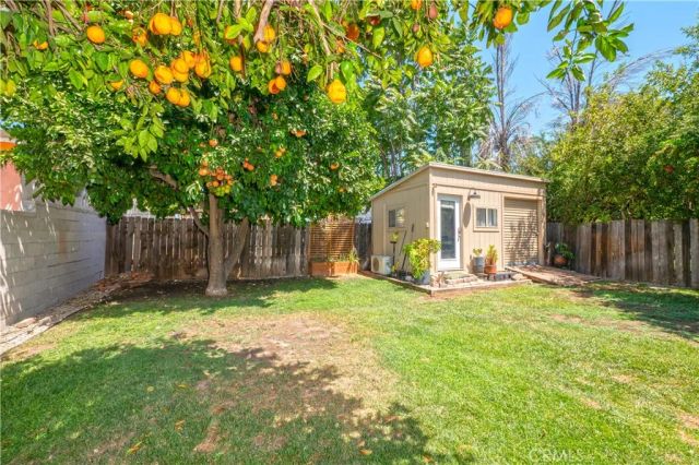 18527 Napa Street, Northridge, CA 91324