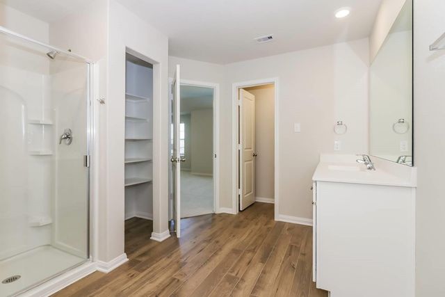 8206 Sunberry Shadow Drive, Houston, TX 77016