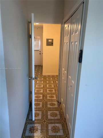 3690 SW 14th St 1, Miami, FL 33145