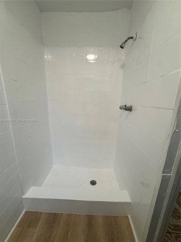 3690 SW 14th St 1, Miami, FL 33145