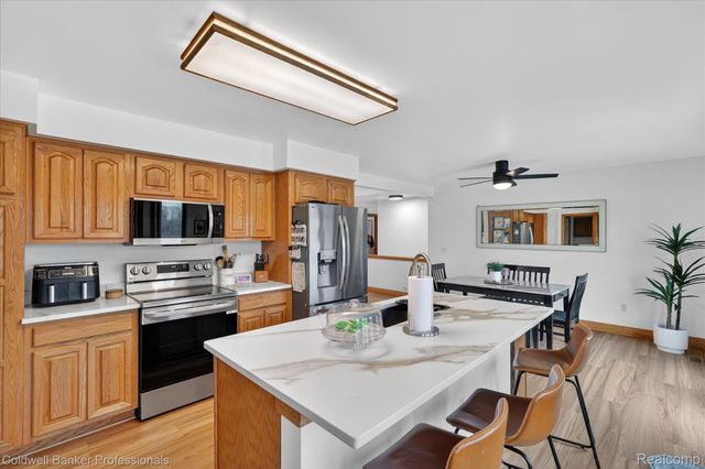 10310 Sharp Road, Mundy Township, MI 48473