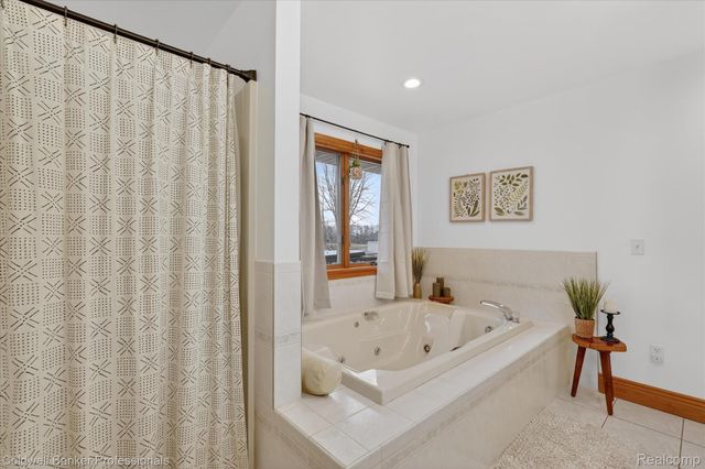 10310 Sharp Road, Mundy Township, MI 48473