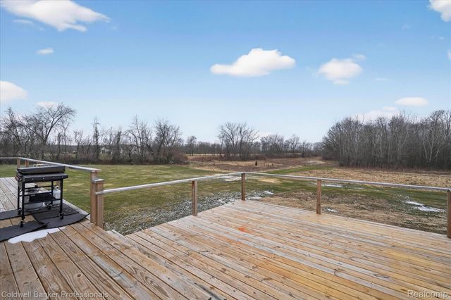 10310 Sharp Road, Mundy Township, MI 48473
