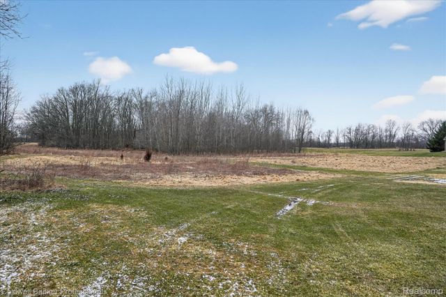 10310 Sharp Road, Mundy Township, MI 48473