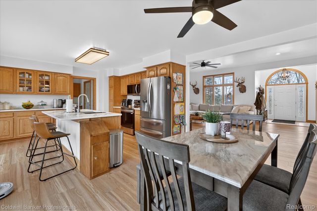 10310 Sharp Road, Mundy Township, MI 48473