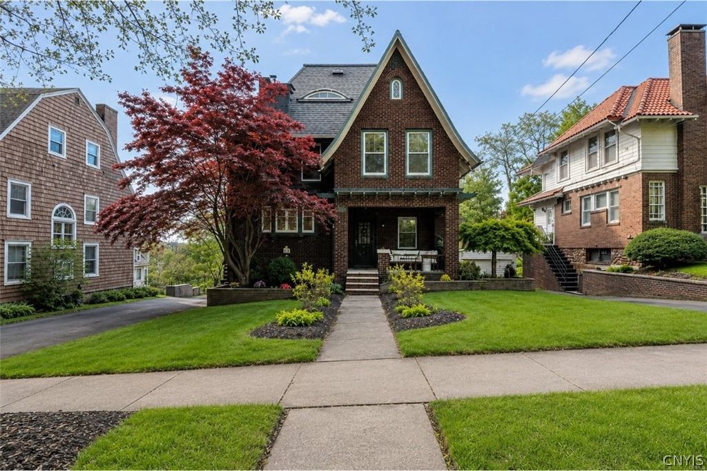 107 Summit Avenue, Syracuse, NY 13207