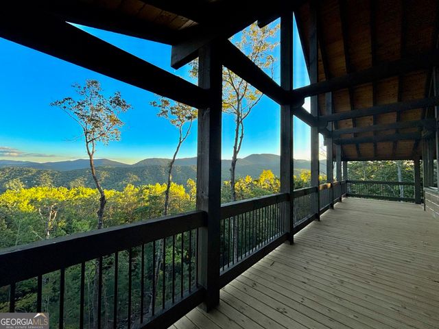 467 Skylight Drive, Blue Ridge, GA 30513