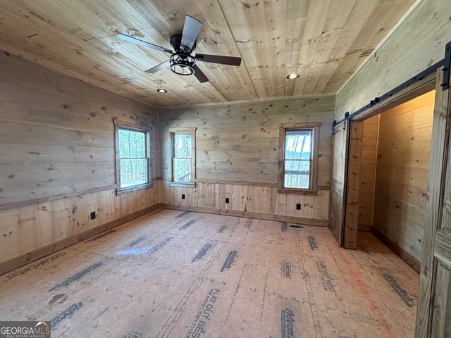 467 Skylight Drive, Blue Ridge, GA 30513